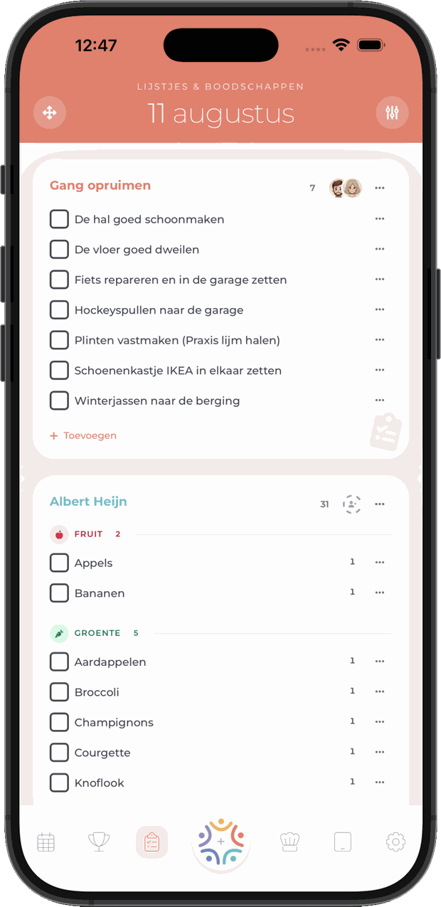 De Qudoo-app op een iPhone met de boodschappenlijst en de klusjeslijst